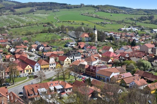 Brumov-Bylnice, pohled od hradu Brumov